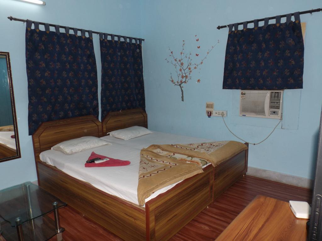 Aakash Ganga Holidays Hotel โกลกาตา ภายนอก รูปภาพ